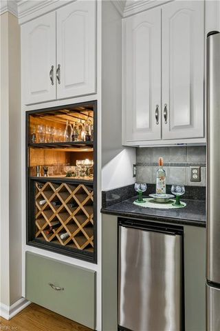 204 Jacobs RN, Yorktown, VA 23692