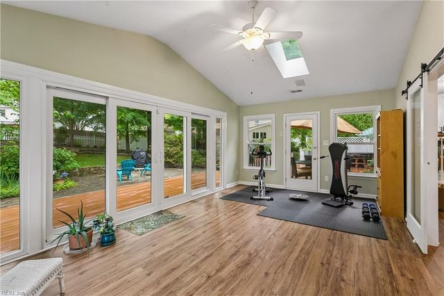 204 Jacobs RN, Yorktown, VA 23692