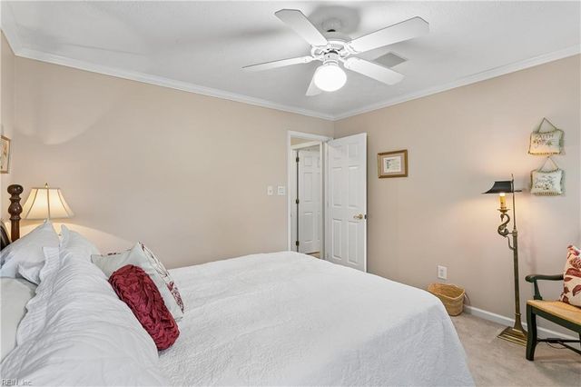 204 Jacobs RN, Yorktown, VA 23692