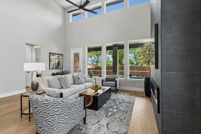 1015 Goldenrod Drive, Justin, TX 76247