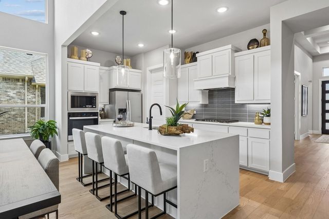 1015 Goldenrod Drive, Justin, TX 76247