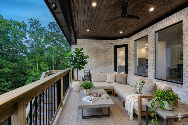 116 Falstone Drive, Little Rock, AR 72223