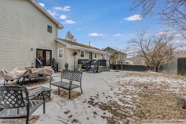 7 Jackson Ave, Vernon Twp., NJ 07462