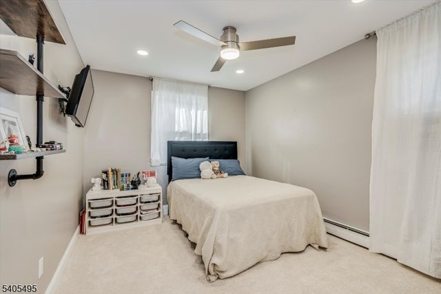 7 Jackson Ave, Vernon Twp., NJ 07462