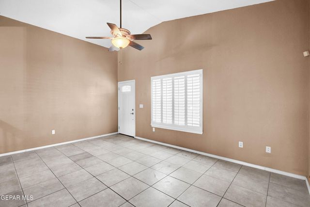 808 NAZARENO Street, El Paso, TX 79928