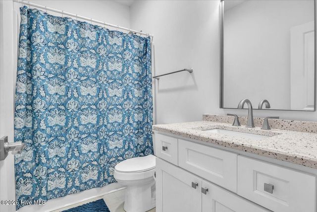 211 NE 78th Street, Oak Island, NC 28465