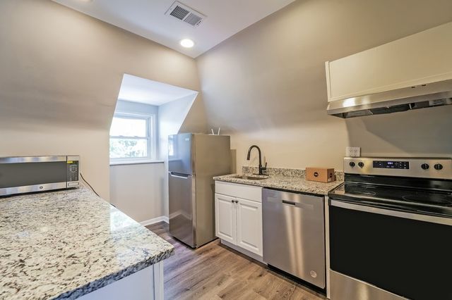 241 Amber St, Shadyside, PA 15206