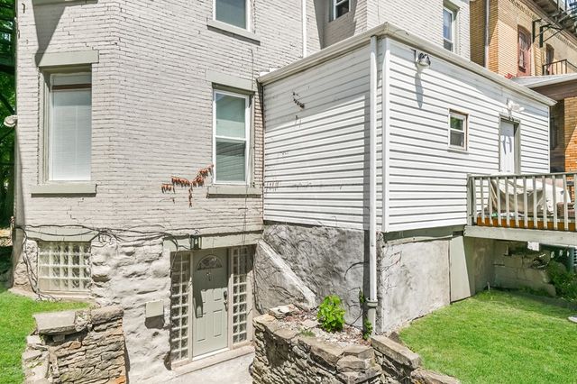 241 Amber St, Shadyside, PA 15206