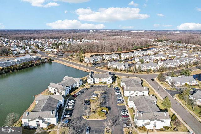 1604-B STEEPLEBUSH TER, Mount Laurel, NJ 08054