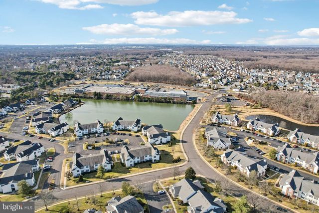 1604-B STEEPLEBUSH TER, Mount Laurel, NJ 08054