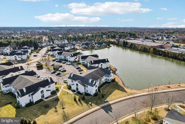 1604-B STEEPLEBUSH TER, Mount Laurel, NJ 08054