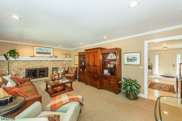 68 MUSIKER AVE, Randolph Twp., NJ 07869