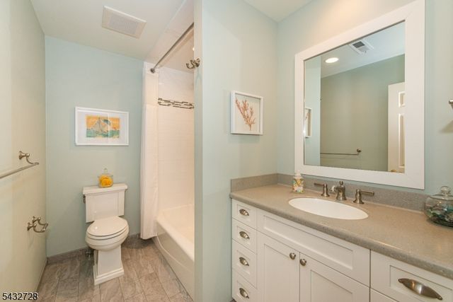 68 MUSIKER AVE, Randolph Twp., NJ 07869