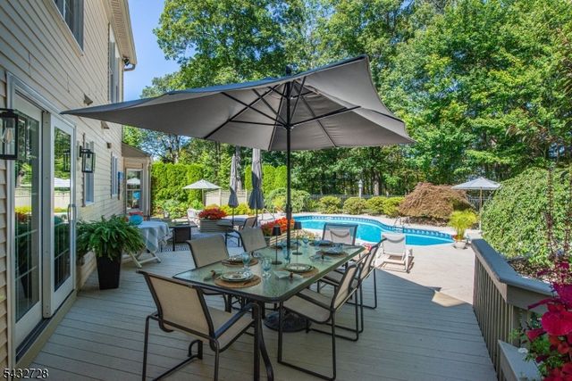 68 MUSIKER AVE, Randolph Twp., NJ 07869