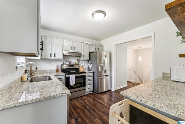 1156 WILLOW CREEK COURT, Alabaster, AL 35007