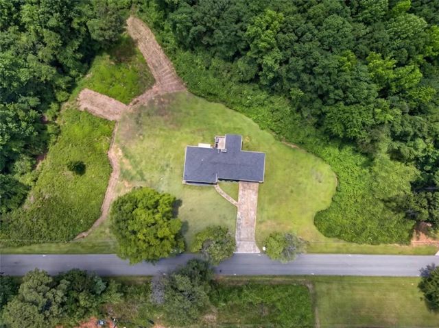 741 Buchanan Street S, Bremen, GA 30110