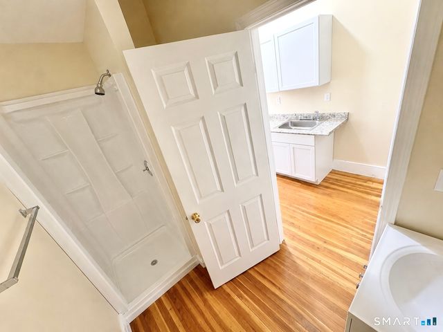 105 Bank Street 2A, Waterbury, CT 06702