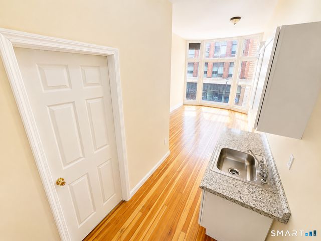105 Bank Street 2A, Waterbury, CT 06702