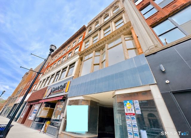 105 Bank Street 2A, Waterbury, CT 06702