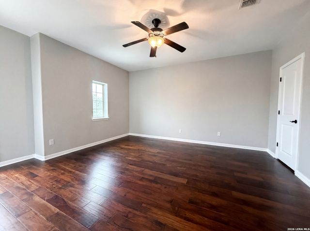 2711 MOSSGROVE PARK, San Antonio, TX 78230