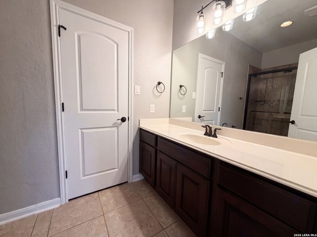 2711 MOSSGROVE PARK, San Antonio, TX 78230