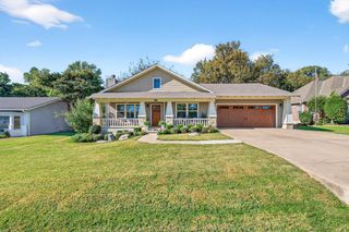 1236 Kiowa Drive W, Gainesville, TX 76240