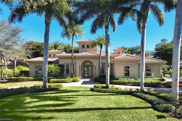 2944 Bellflower LN, Naples, FL 34105