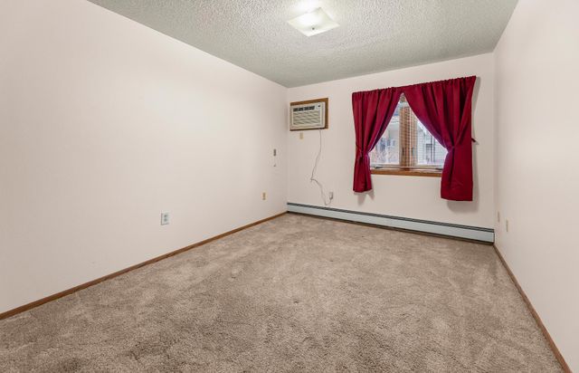 1424 14th Street E 11, West Fargo, ND 58078