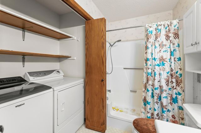 1424 14th Street E 11, West Fargo, ND 58078