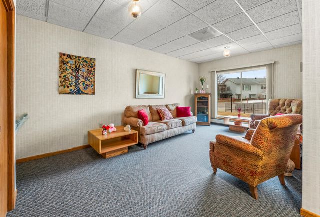 1424 14th Street E 11, West Fargo, ND 58078