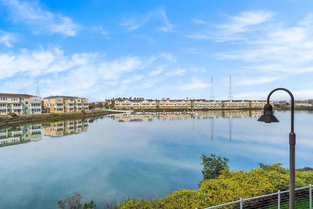 641 Turnbuckle Drive 1715, Redwood City, CA 94063