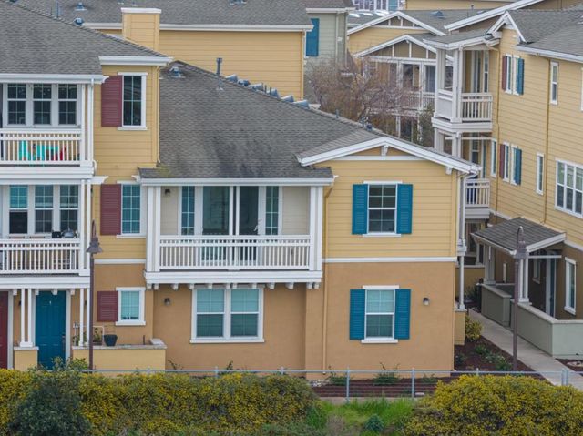 641 Turnbuckle Drive 1715, Redwood City, CA 94063