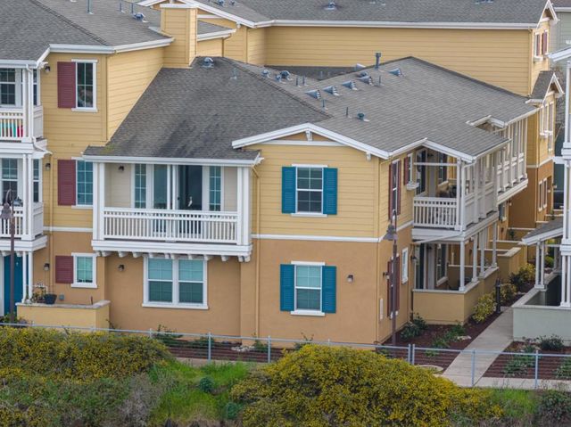 641 Turnbuckle Drive 1715, Redwood City, CA 94063