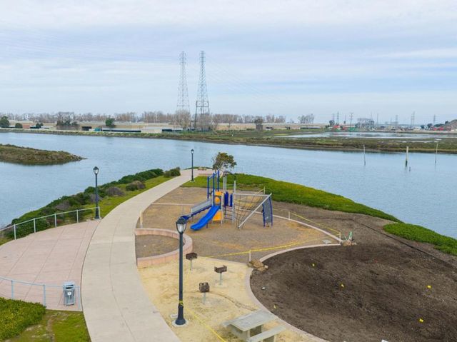 641 Turnbuckle Drive 1715, Redwood City, CA 94063