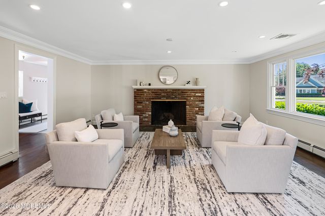 17 Sailers Way, Rumson, NJ 07760
