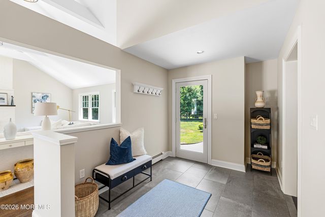 17 Sailers Way, Rumson, NJ 07760