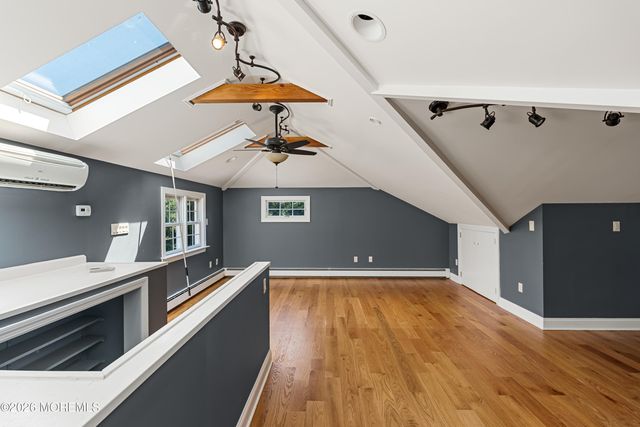 17 Sailers Way, Rumson, NJ 07760