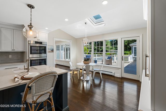 17 Sailers Way, Rumson, NJ 07760