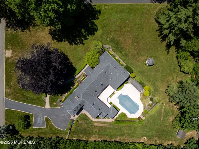 17 Sailers Way, Rumson, NJ 07760