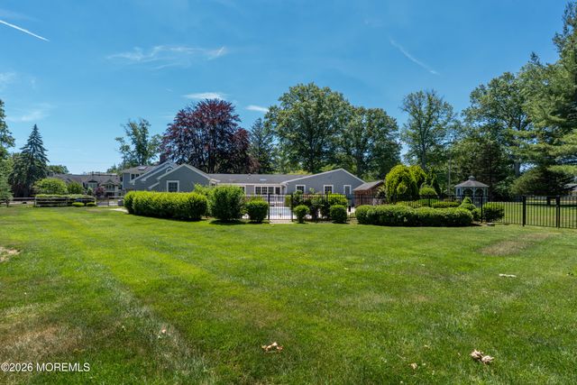 17 Sailers Way, Rumson, NJ 07760