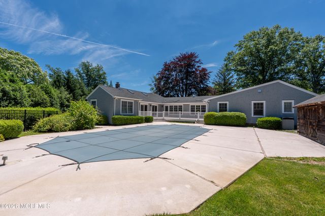 17 Sailers Way, Rumson, NJ 07760