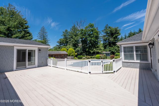17 Sailers Way, Rumson, NJ 07760