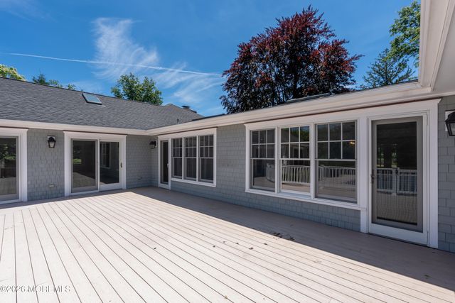 17 Sailers Way, Rumson, NJ 07760
