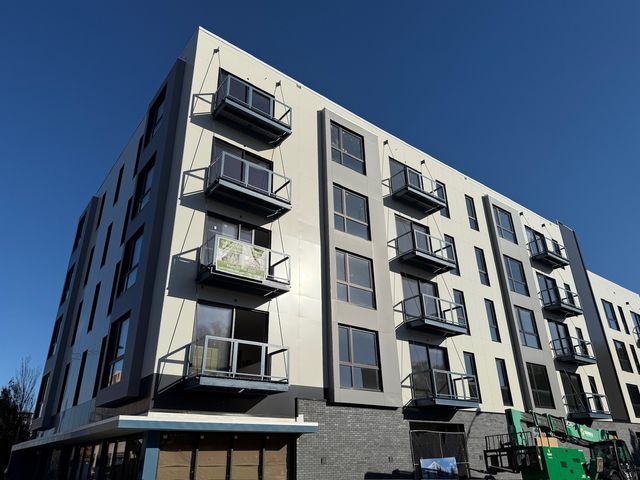 839 Madison Street 502, Oak Park, IL 60302