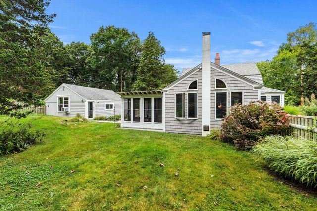 62 Cottage Rd, Newbury, MA 01951
