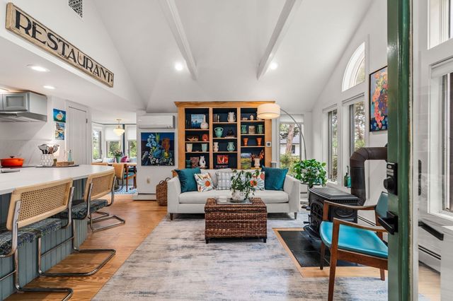 62 Cottage Rd, Newbury, MA 01951
