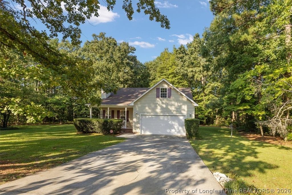 160 Scarlet Oak Drive, Raeford, NC 28376 — exterior