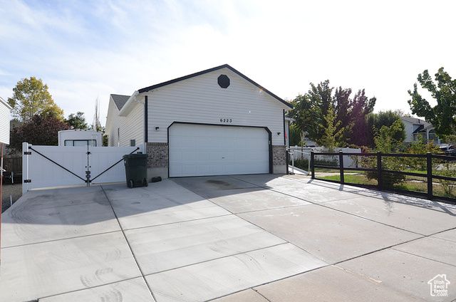 6223 W MILL VALLEY LN, Salt Lake City, UT 84118