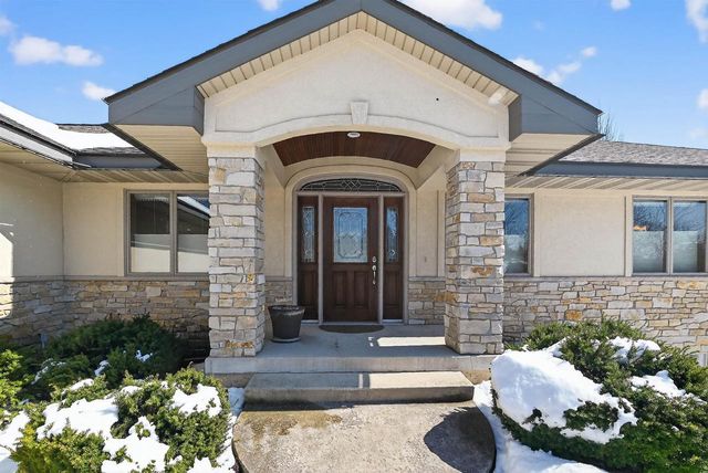 1321 Stratford Court, Middleton, WI 53562