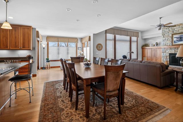 1321 Stratford Court, Middleton, WI 53562